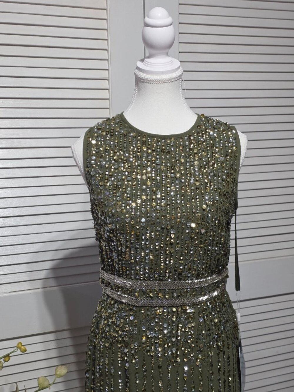 NWT Mac Duggal Women's Olive Sequined High Neck Sleeveless Column Gown Sz 4 3897 - Picture 15 of 16
